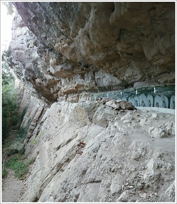 �ԕ�l�\���`�m�̐Α�