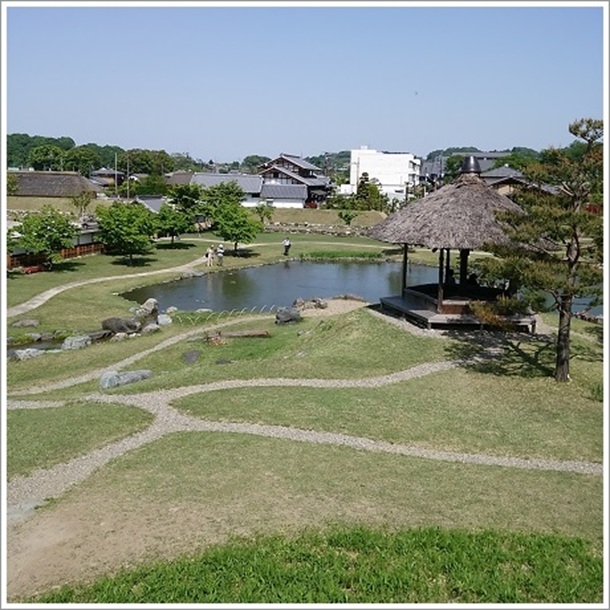 �y�R���i�~�̒����j���猩����i�F�i�����r�����j