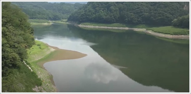 ���ꏬ���̔���