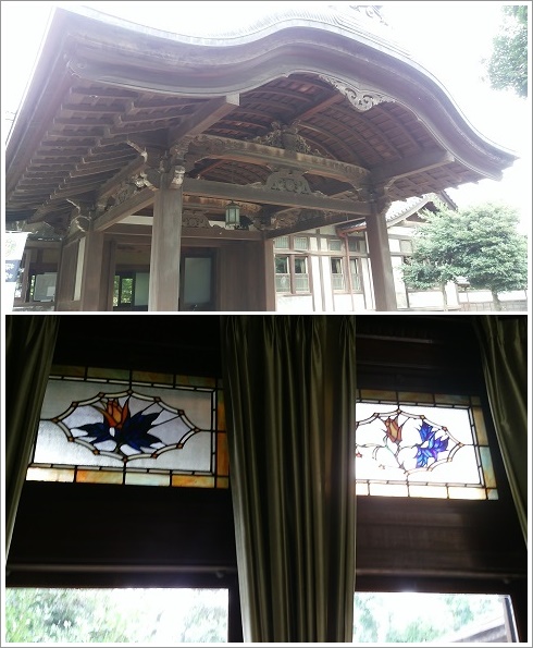 中島知久平邸の玄関車寄とステンドグラス