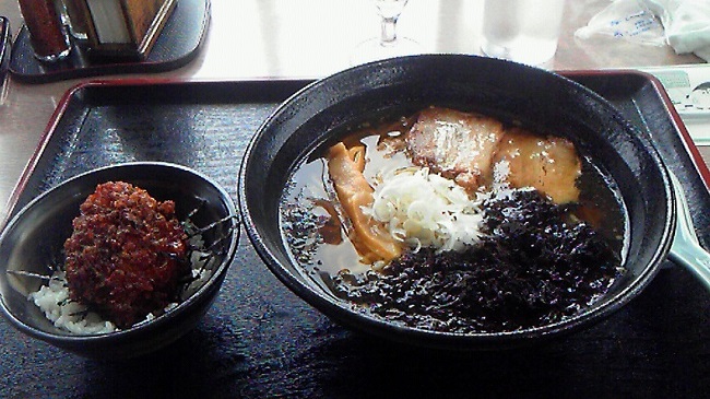 岩のりチャーシュー麺