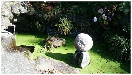池の薬師水牢跡