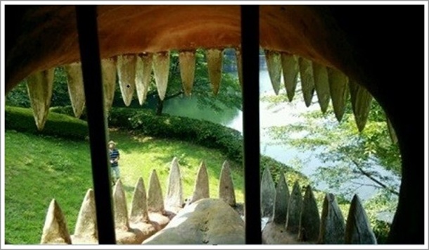 ティラノザウルスの口の中