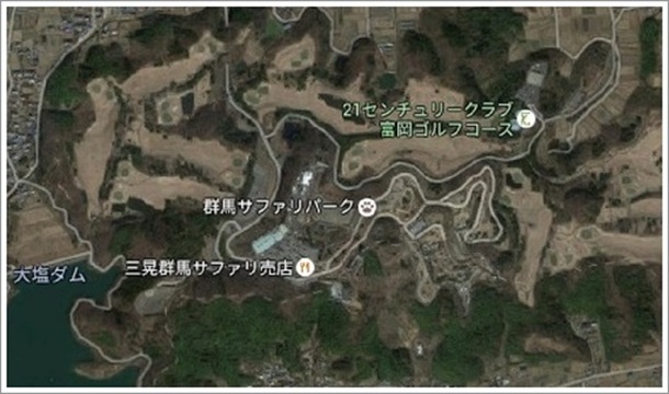 ゴルフ場上空から