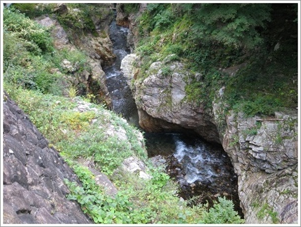 ����鐴����̌k�J