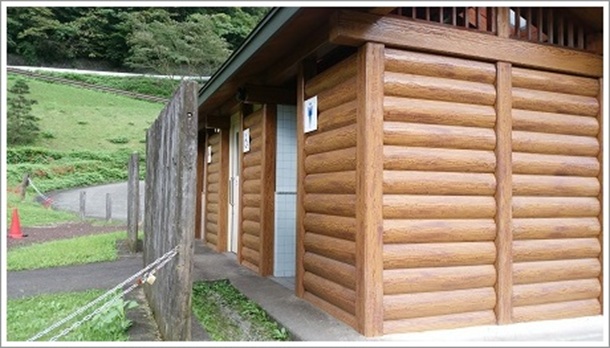 �g�C�������{�݂������i�����_���Βn�j