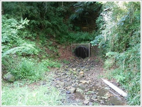 旧中島飛行機地下工場跡トンネル