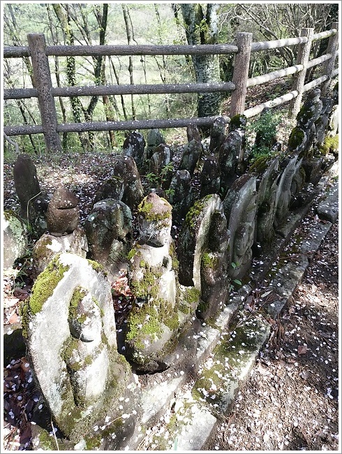 松之沢の百観音様