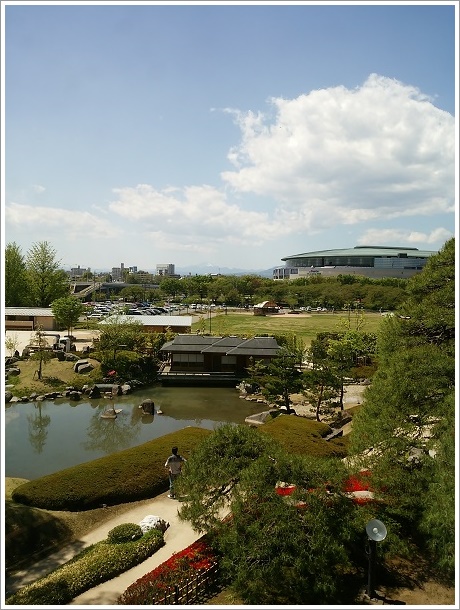 臨江閣別館二階から見た前橋景色