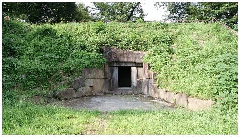 蛇穴山古墳の石室