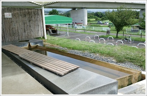 道の駅よしおか温泉の足湯